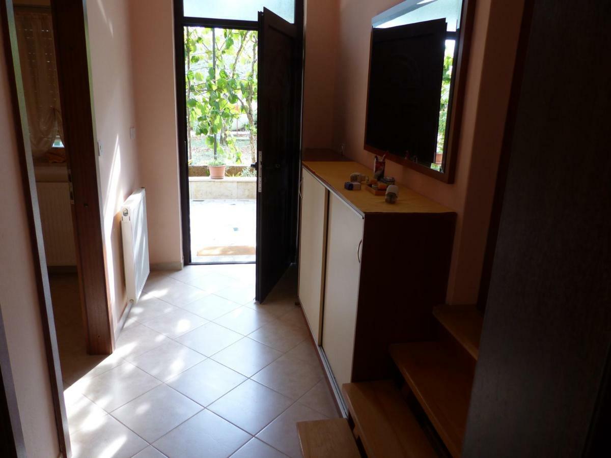 Apartment Ana Krnica Exteriér fotografie